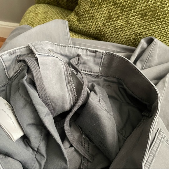 Uniqlo EZY Jeans Women’s Size XS Gray - Picture 7 of 9